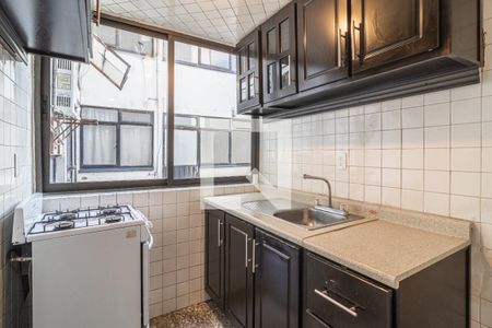 Cocina de apartamento para alugar com 2 quartos, 74m² em San Miguel Chapultepec I Sección, Ciudad de México