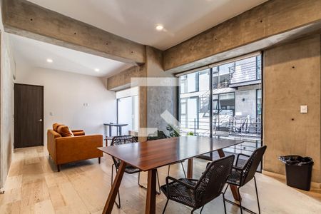 Sala - Comedor  de apartamento para alugar com 1 quarto, 60m² em Roma Norte, Ciudad de México