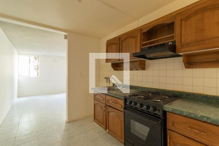 Cocina de apartamento para alugar com 2 quartos, 51m² em Guadalupe Del Moral, Ciudad de México
