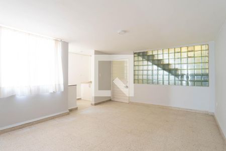 Sala - Comedor de apartamento para alugar com 2 quartos, 52m² em San Javier, Tlalnepantla de Baz