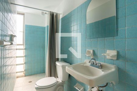 Baño  de apartamento para alugar com 1 quarto, 33m² em San Javier, Tlalnepantla de Baz