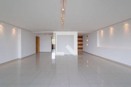Sala - Comedor de apartamento para alugar com 3 quartos, 200m² em Bosque Real Country Club, Naucalpan de Juárez