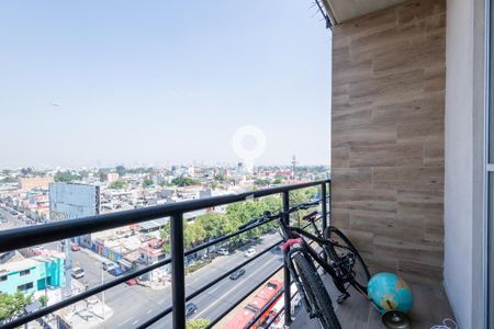 Balcon de apartamento para alugar com 2 quartos, 63m² em Granjas México, Ciudad de México