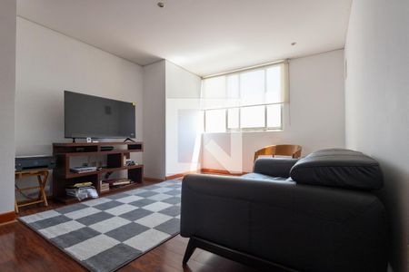 Sala de tv de apartamento para alugar com 3 quartos, 250m² em Hacienda de Las Palmas, Naucalpan de Juárez