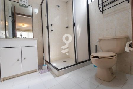 Baño suite de apartamento para alugar com 2 quartos, 122m² em Petroquimica, Naucalpan de Juárez
