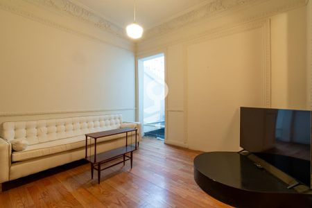 Sala de televisión de apartamento para alugar com 1 quarto, 150m² em Roma Norte, Ciudad de México