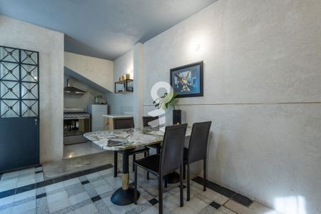 Sala - comedor de apartamento para alugar com 1 quarto, 50m² em Roma Norte, Ciudad de México