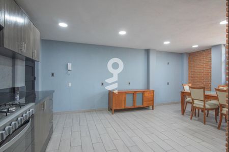 Sala - comedor de apartamento para alugar com 1 quarto, 60m² em El Conde, Naucalpan de Juárez