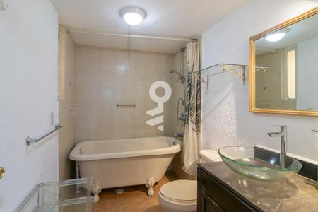 Baño de apartamento para alugar com 2 quartos, 110m² em Lomas de Vista Hermosa, Ciudad de México