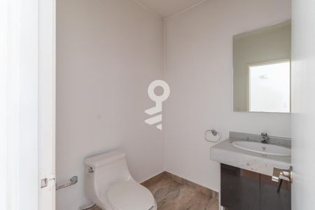 Medio baño de casa para alugar com 3 quartos, 300m² em Lomas de Chapultepec Viii Sección, Ciudad de México