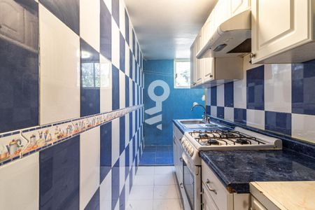 Cocina de apartamento para alugar com 2 quartos, 70m² em Fuentes Brotantes, Ciudad de México