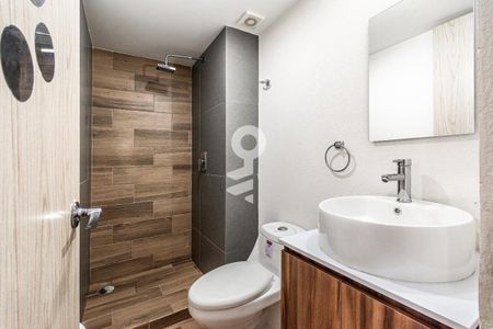 Baño  de apartamento para alugar com 2 quartos, 54m² em Granjas México, Ciudad de México