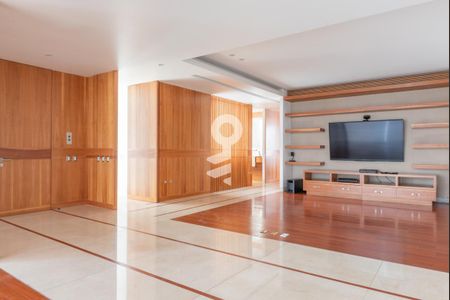 Sala TV de apartamento para alugar com 3 quartos, 240m² em Jardines En La Montaña, Ciudad de México