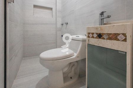 Baño de suite de apartamento para alugar com 2 quartos, 80m² em Habitacional Izcalli Piramide, Tlalnepantla
