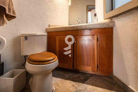 Medio baño  de casa para alugar com 4 quartos, 360m² em 023, Naucalpan de Juárez