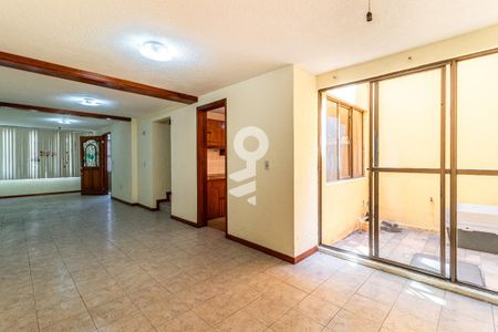 Sala - Comedor de casa para alugar com 3 quartos, 155m² em La Joya, Ciudad de México