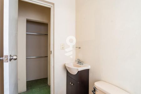 Baño  de apartamento para alugar com 2 quartos, 80m² em Tránsito, Ciudad de México