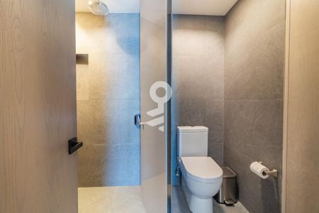 Baño de suite  de apartamento para alugar com 1 quarto, 80m² em Colonia Del Valle Centro, Ciudad de México