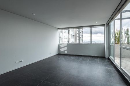 Sala - comedor de apartamento para alugar com 3 quartos, 179m² em Torres de Potrero, Ciudad de México