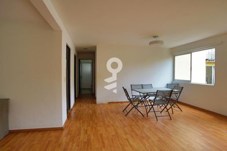 Sala comedor de apartamento para alugar com 2 quartos, 120m² em Tizapán, Ciudad de México