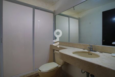 Baño de apartamento para alugar com 2 quartos, 120m² em Tizapán, Ciudad de México