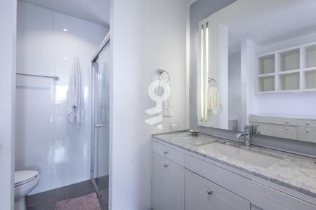 Baño de suite 2 de apartamento para alugar com 2 quartos, 140m² em Roma Norte, Ciudad de México