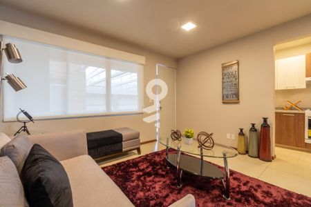 Sala - Comedor de apartamento para alugar com 2 quartos, 80m² em Hacienda de Las Palmas, Naucalpan de Juárez