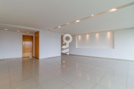 Sala - Comedor de apartamento para alugar com 3 quartos, 200m² em Bosque Real, Naucalpan de Juárez
