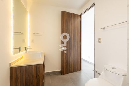 Baño Suite 2 de apartamento para alugar com 2 quartos, 95m² em Los Alpes, Ciudad de México