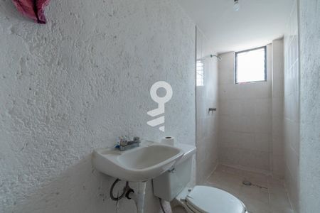 Baño  de apartamento para alugar com 2 quartos, 49m² em Tlacotal Ramos Millán, Ciudad de México