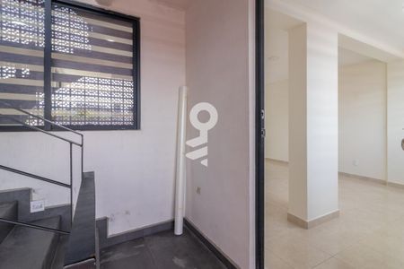 Escalera de apartamento para alugar com 2 quartos, 65m² em Apatlaco, Ciudad de México