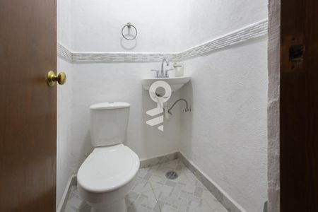 Medio baño de casa para alugar com 3 quartos, 110m² em La Cañada, Ciudad López Mateos