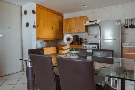 Cocina- Comedor de apartamento para alugar com 2 quartos, 60m² em Pedregal de Carrasco Sección 2da, Ciudad de México