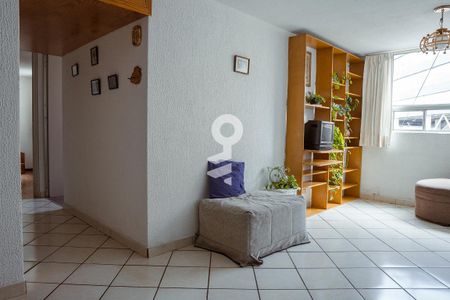 Pasillo  de apartamento para alugar com 2 quartos, 60m² em Pedregal de Carrasco Sección 2da, Ciudad de México