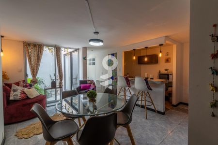 Sala - Comedor  de apartamento para alugar com 1 quarto, 100m² em Campestre Churubusco, Ciudad de México