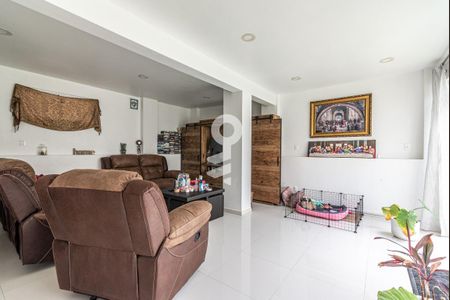Sala de TV de casa para alugar com 4 quartos, 208m² em Lago Esmeralda, Ciudad López Mateos